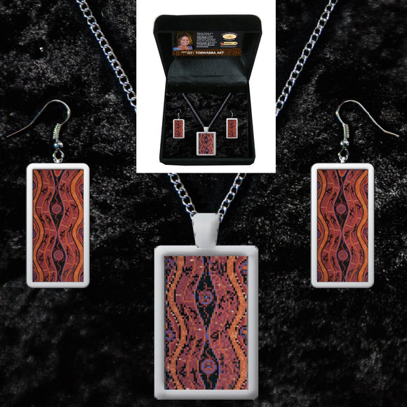 PENDANT & EARRING SET WOMEN'S COUNTRY BY MANDY DAVIS, TOBWABBA