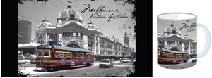 MUG MELBOURNE Flinders St Station Red Tram